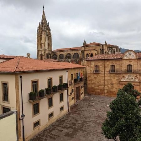 Apartamento Wamba - La Catedral Oviedo Exterior photo