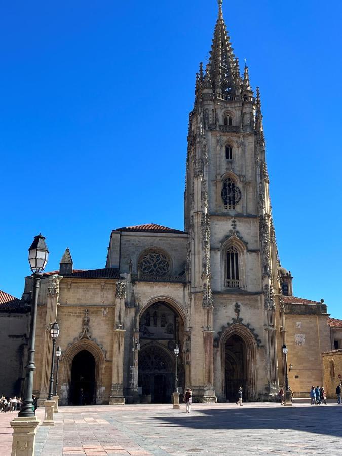 Apartamento Wamba - La Catedral Oviedo Exterior photo