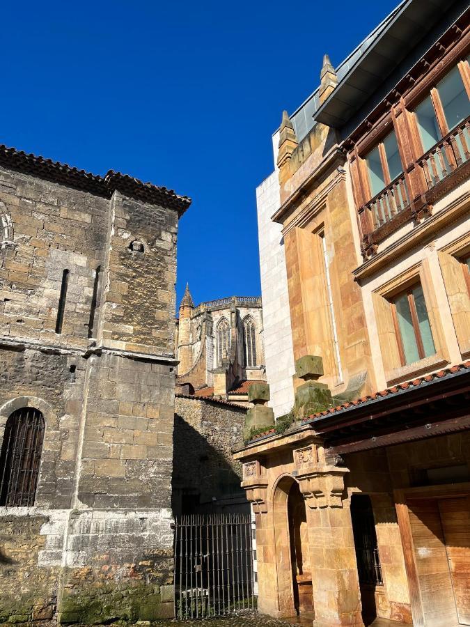Apartamento Wamba - La Catedral Oviedo Exterior photo