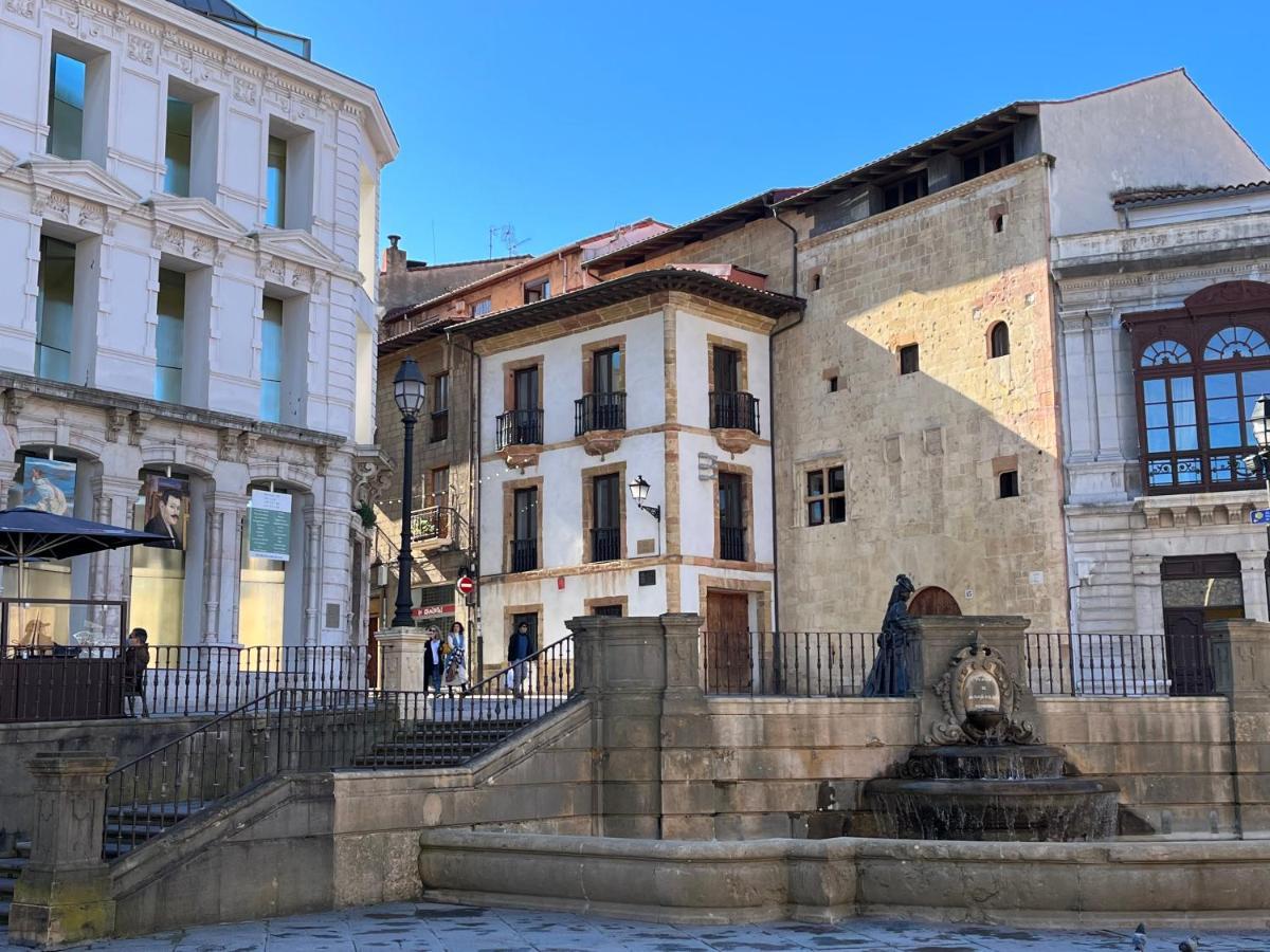 Apartamento Wamba - La Catedral Oviedo Exterior photo
