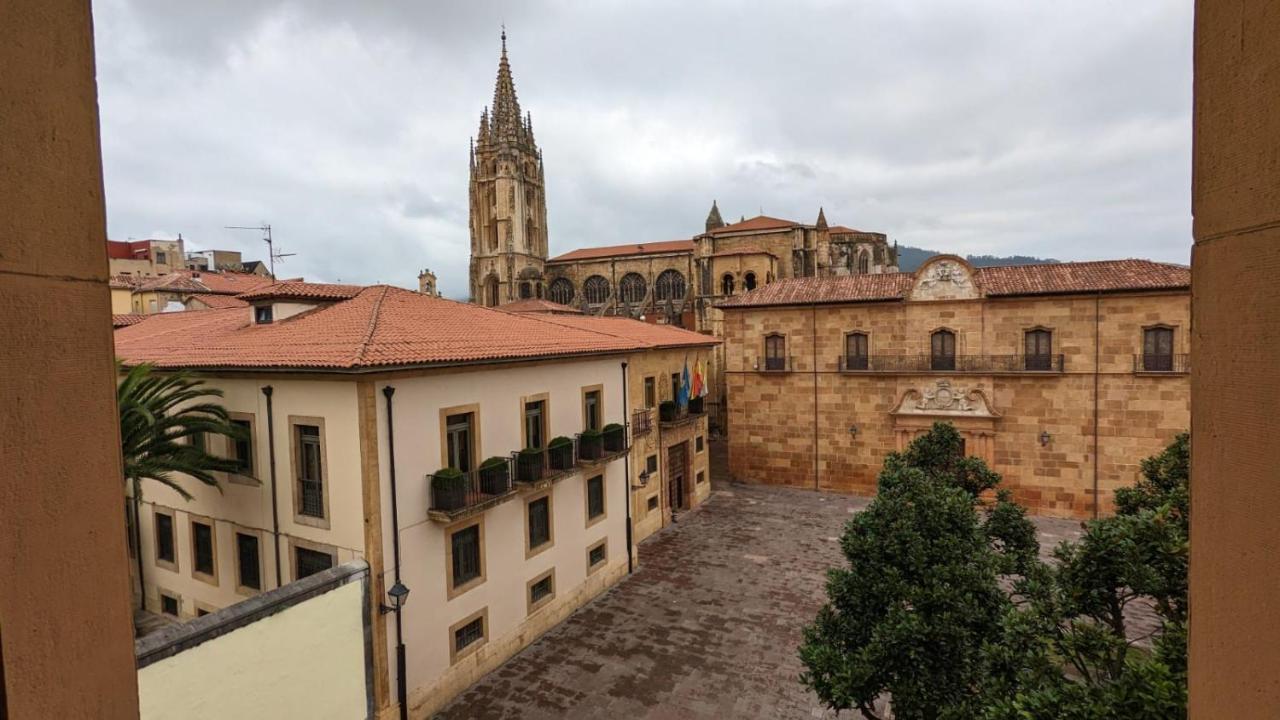 Apartamento Wamba - La Catedral Oviedo Exterior photo